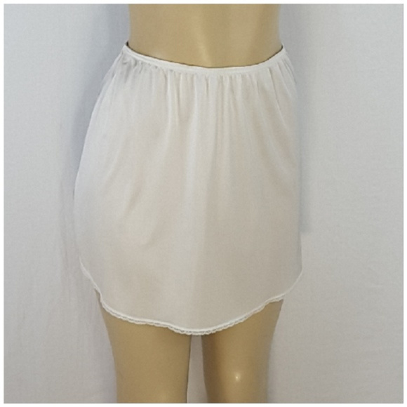 VASSARETTE, Short Slip, size Medium - Picture 3 of 8